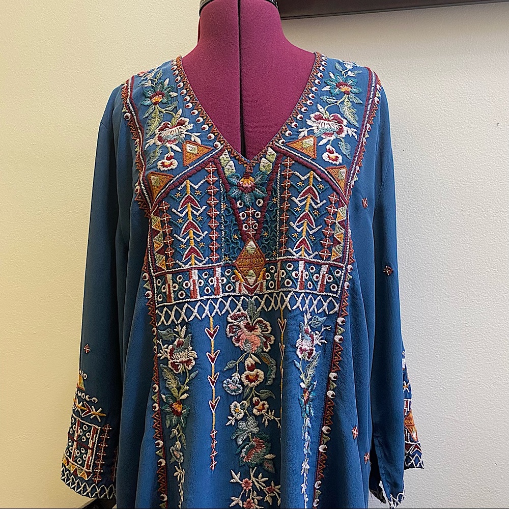 Johnny Was Leigh V-Neck Toledo Tunic Dress. Small.